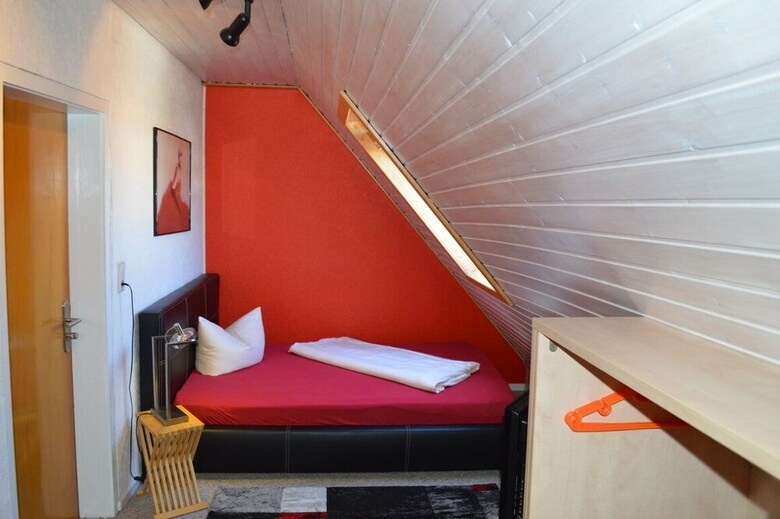 Hostal Hotel Garni Pension Zur Krone