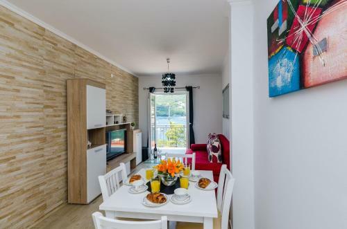 Mata Family Apartments