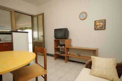 Apartments By The Sea Preko (ugljan) - 8515