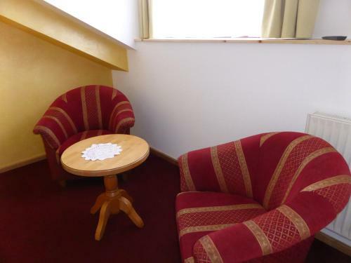 Hostal Gasthaus - Pension - Caf� D�rfl