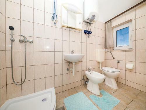 Two-bedroom Apartment In Plano