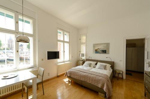 Apartamentos Fewo Auf Der Dominsel - Seerose