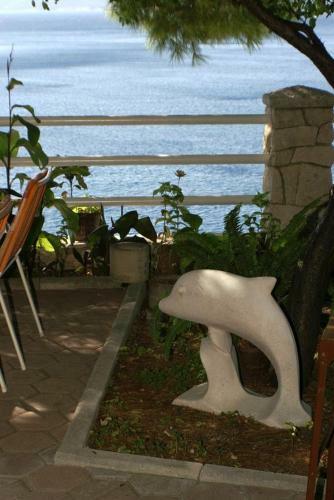 Apartments By The Sea Pisak (omis) - 2802