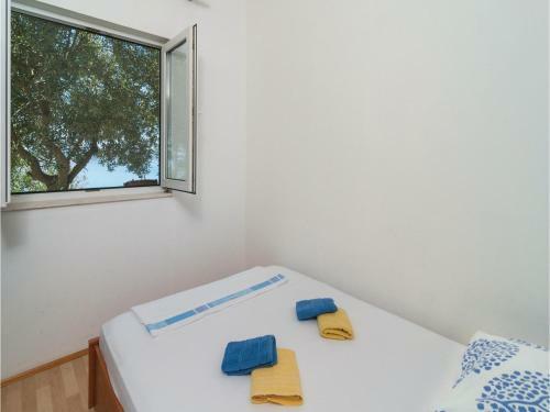 Holiday Home Pisak With Sea View 05