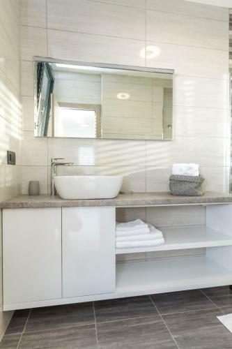 Apartamentos Villa Lasti With Private Swimming Pool