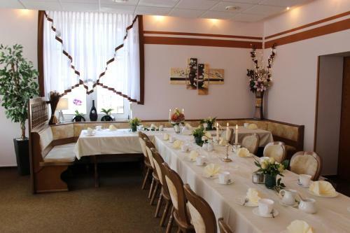 Hostal Gasthof Und Pension Frankenthal