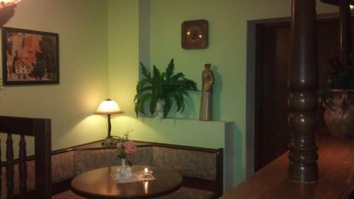 Hostal Gasthof Und Pension Frankenthal