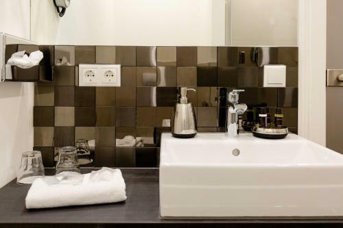 Hotel Restaurant Zwergschl�sschen