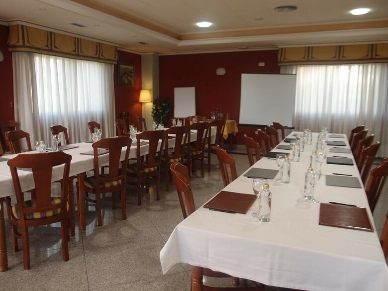 Avion Vigo By Bossh Hotels