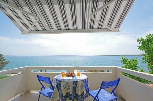 Apartments By The Sea Kosljun (pag) - 4111