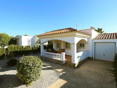 Villa Holiday Home Miramar