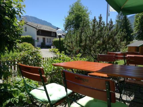 Zum Hirschhaus Hotel-restaurant