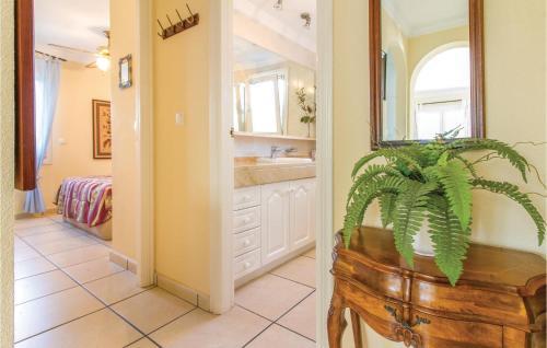 Holiday Home Calle Riu Girona, Nr.