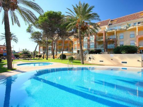 Residencial Marina Azul*