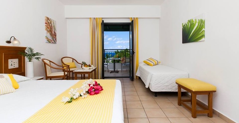 Hotel Chrissi Amoudia