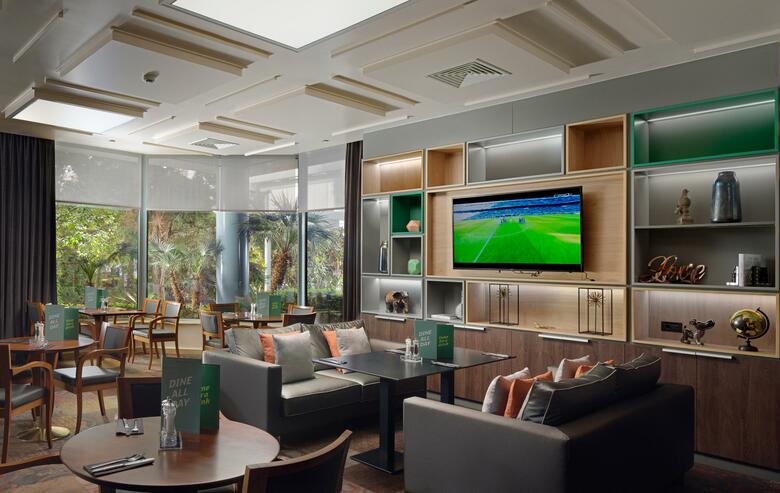 Hotel Holiday Inn Athens Airport
