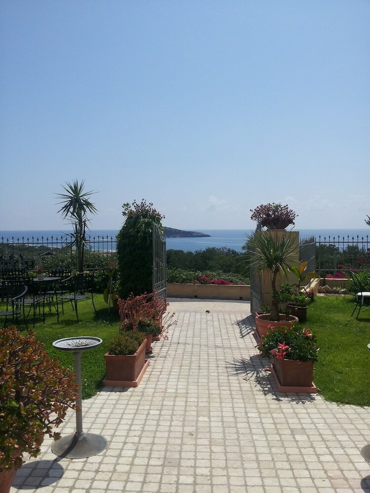 Hotel Villa Cerelis
