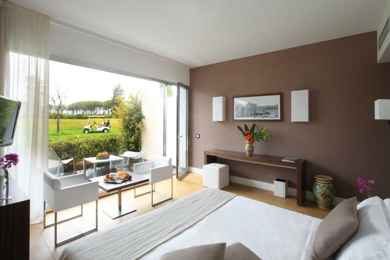 Hotel I Monasteri Golf Resort