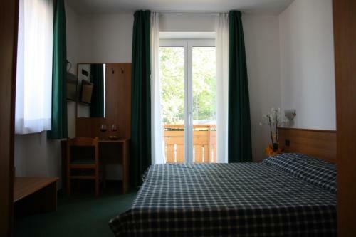 Hotel Albergo Miramonti