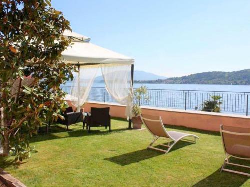 Elegant Apartment Located On Lake Maggiore
