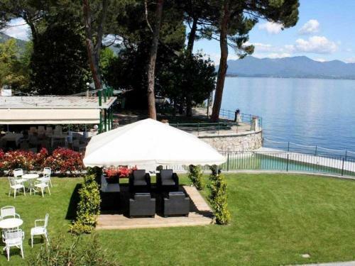 Elegant Apartment Located On Lake Maggiore
