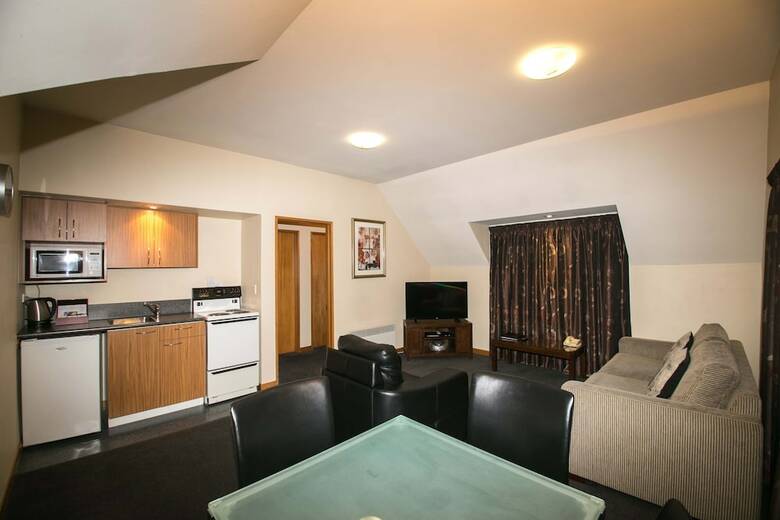 Allan Court Motel