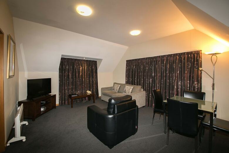 Allan Court Motel