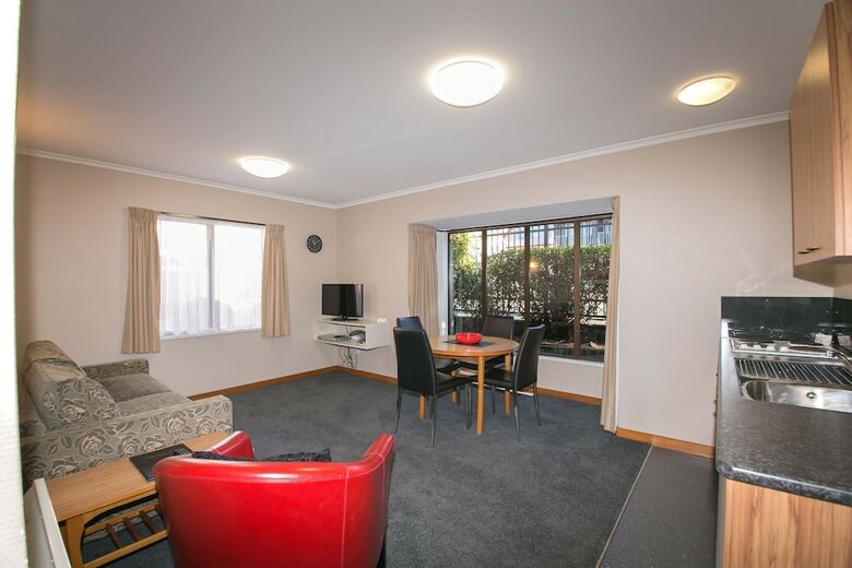 Allan Court Motel