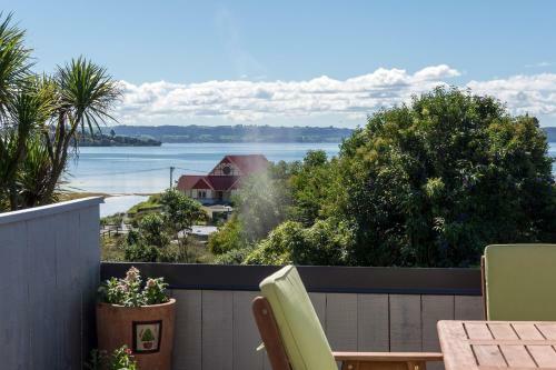 Lakeside City Apartments - Penthouse And Studio