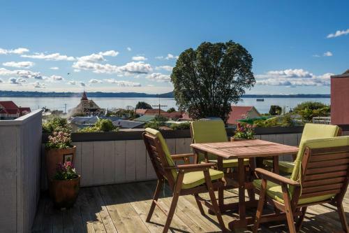 Lakeside City Apartments - Penthouse And Studio