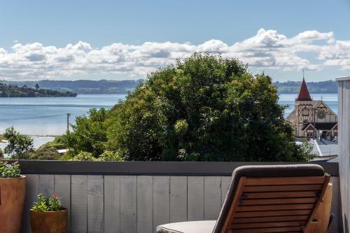 Lakeside City Apartments - Penthouse And Studio