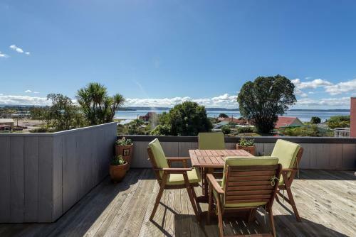 Lakeside City Apartments - Penthouse And Studio