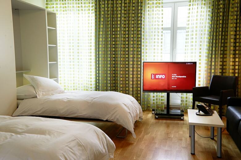 Residence Apartments By Hotel Du Commerce