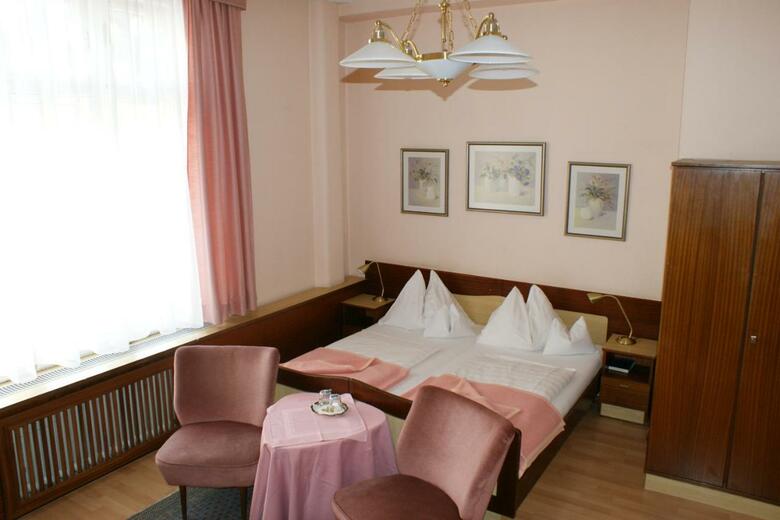 Hostal Pension Neuer Markt