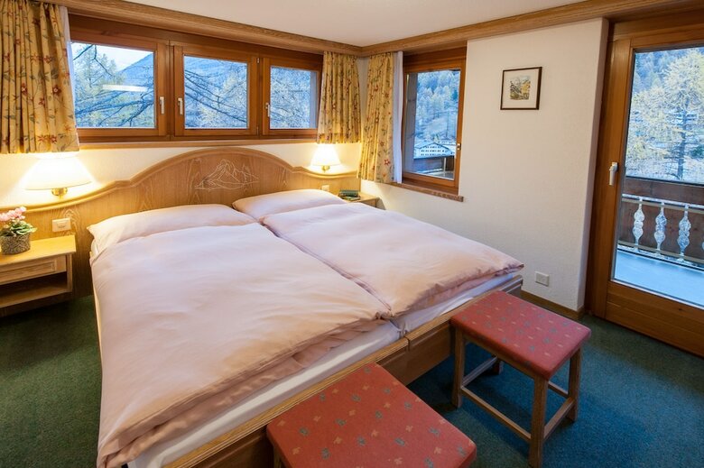 Apartamentos Appartements Zermatt Paradies