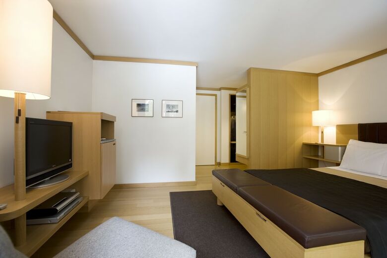 Hotel The Omnia