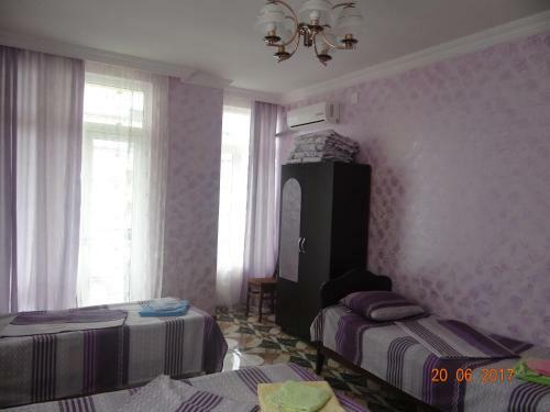 Hostal Guest House Zura