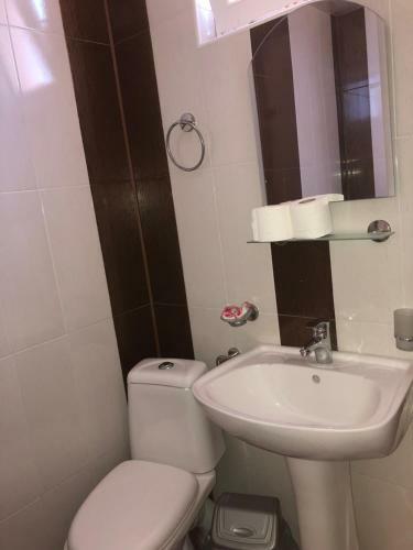 Hostal Guest House Zura
