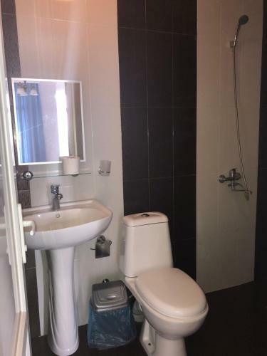 Hostal Guest House Zura