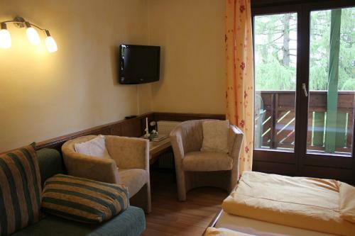 Hostal G�stehaus Regenbogen