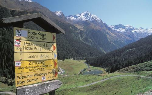 Hostal G�stehaus Landhaus Tyrol