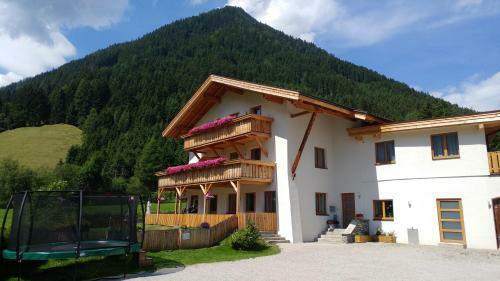 Hostal G�stehaus Landhaus Tyrol