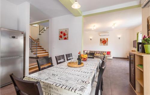 Holiday Home Kunj Croatia