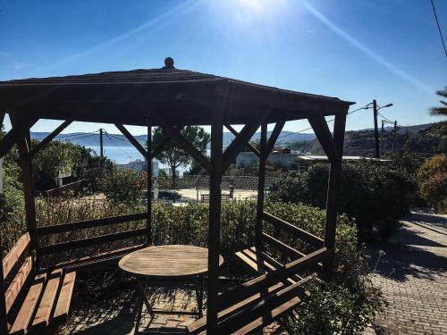 Vasilikos Apartments