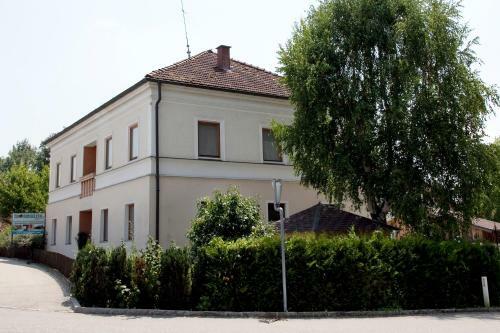 Apartamento G�steh�user Anni Ehrndorfer