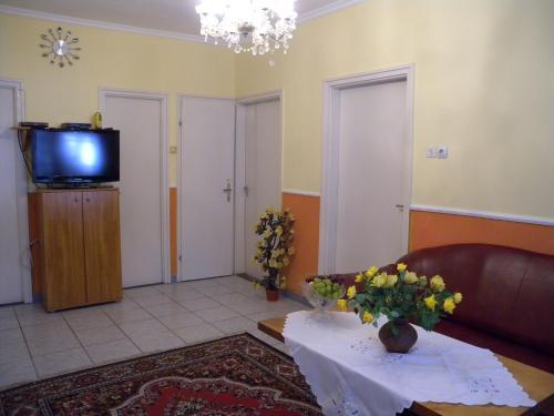 Apartment In Fonyod/balaton 18586