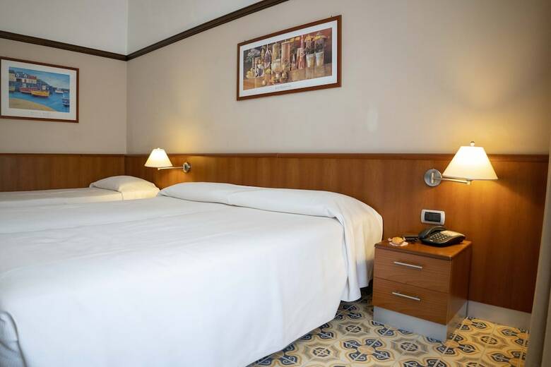 Hotel Pietra Di Luna