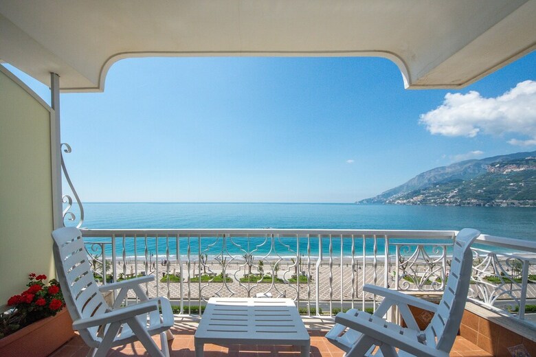 Hotel Pietra Di Luna