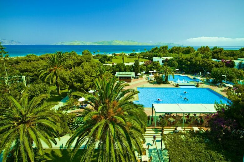 Hotel Caravia Beach