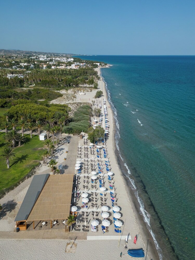 Hotel Caravia Beach